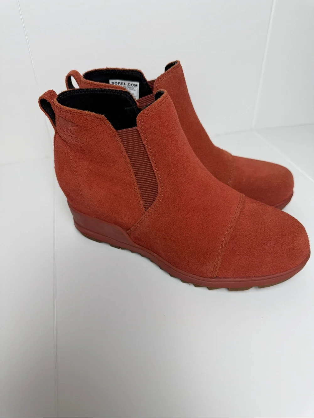 Sorel Evie Pull On Wedge Boot WATERPROOF Suede Bootie Orange Red 6.5